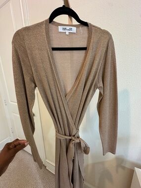 Diane von Furstenberg Gold Metallic Wrap Maxi Dress Shimmer Evening Like New Med